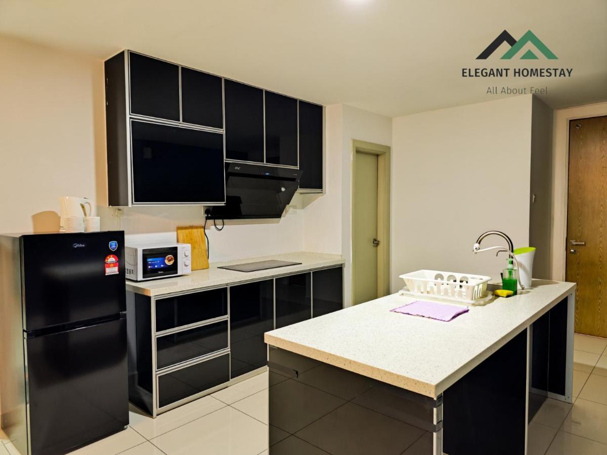 Mosaic Southkey Midvalley By Elegant Johor Bahru Exterior photo